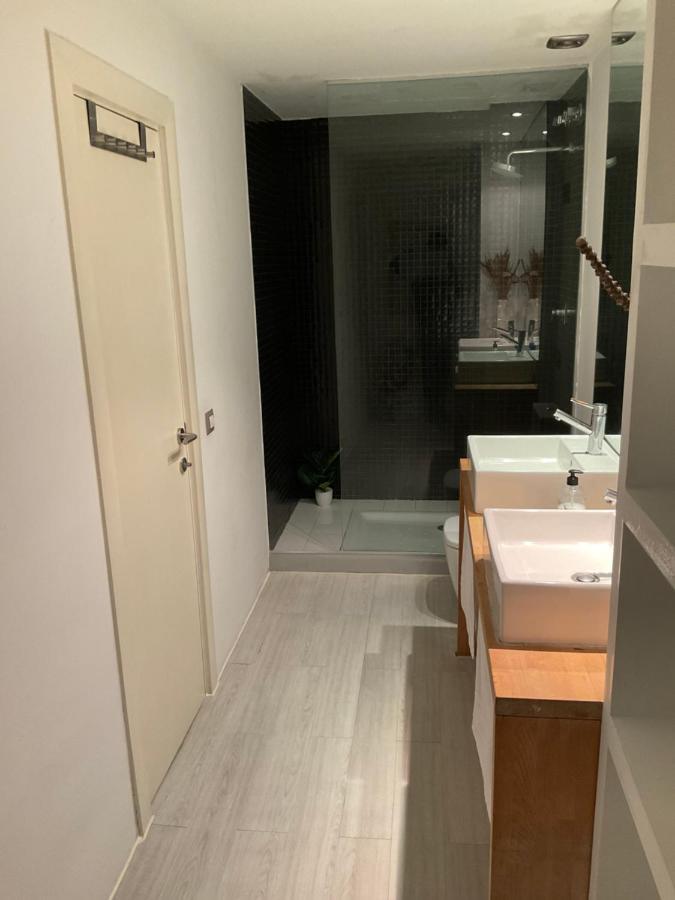 Habitacion Y Bano En Planta Independiente En Centro De Sevilla Esterno foto